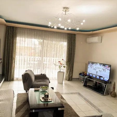 Grand Luxury With Garden And Jacuzzi Vila