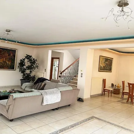 Vila Grand Luxury With Garden And Jacuzzi