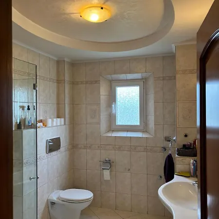 Grand Luxury With Garden And Jacuzzi Villa