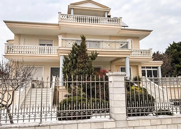 Vilă Grand Luxury With Garden And Jacuzzi