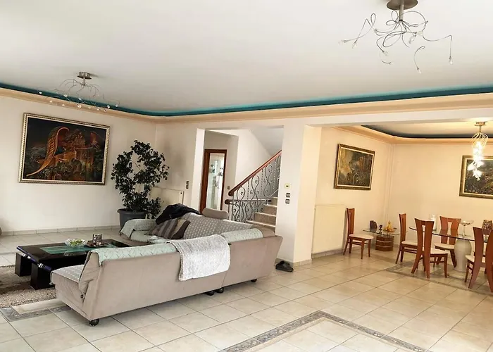 Vilă Grand Luxury With Garden And Jacuzzi