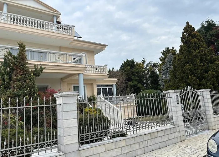 Grand Luxury With Garden And Jacuzzi * Kateríni